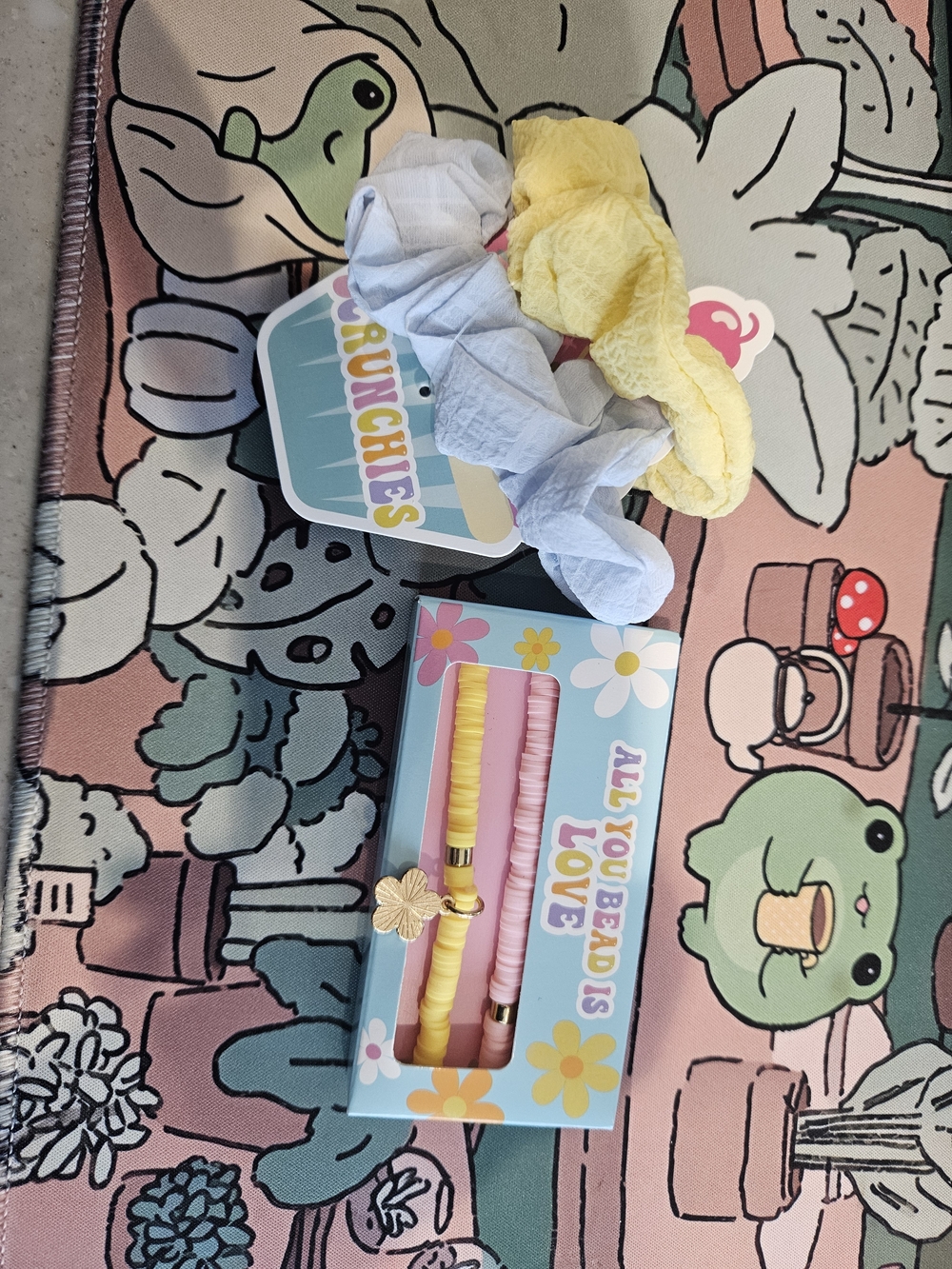 Crunchies Scrunchie Set & Floral Bead Bracelet - Yellow & Light Blue